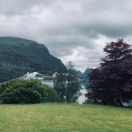 Solvik #Apartment #Loen Exterior foto
